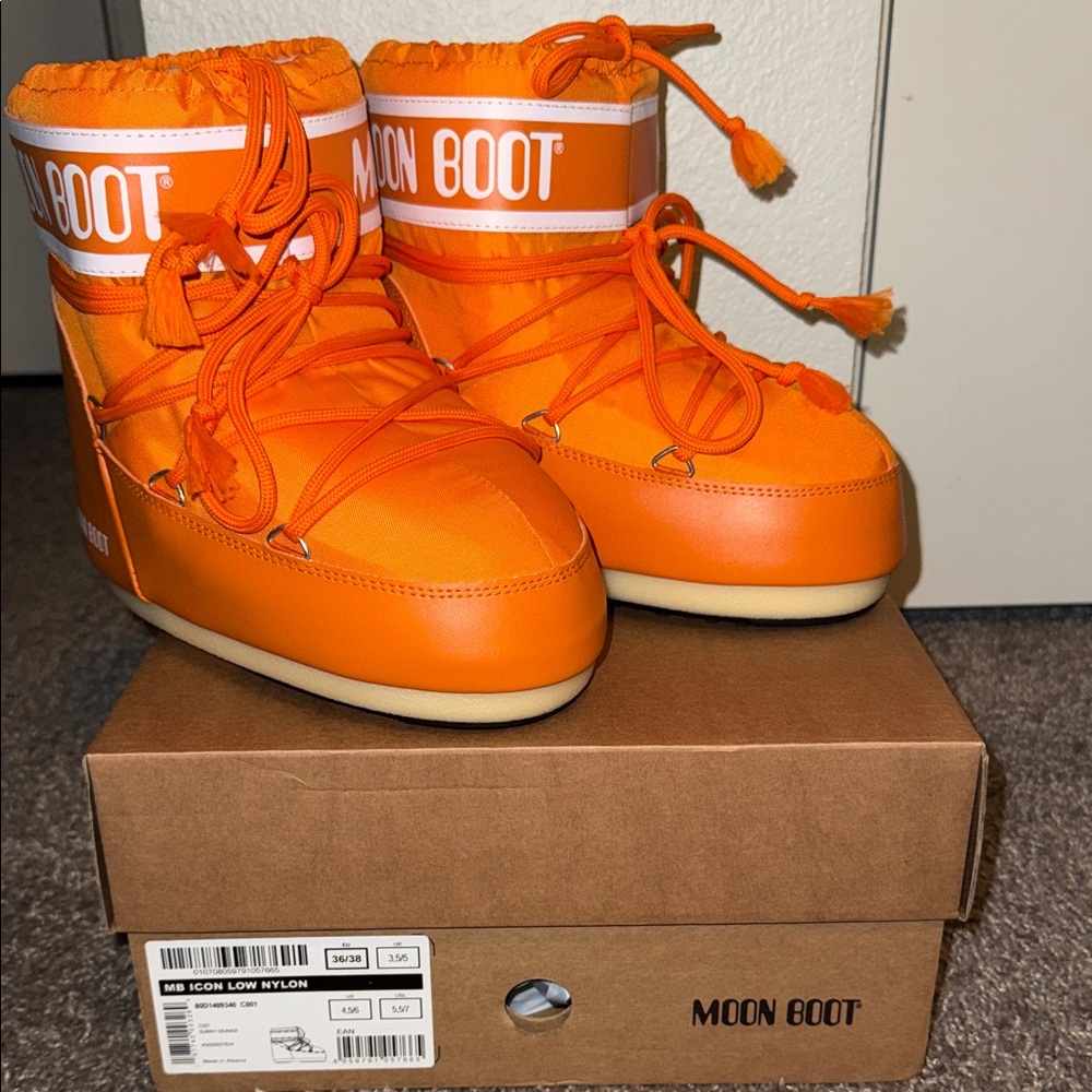 Moon Boot Icon Low Nylon Bright Orange Boots